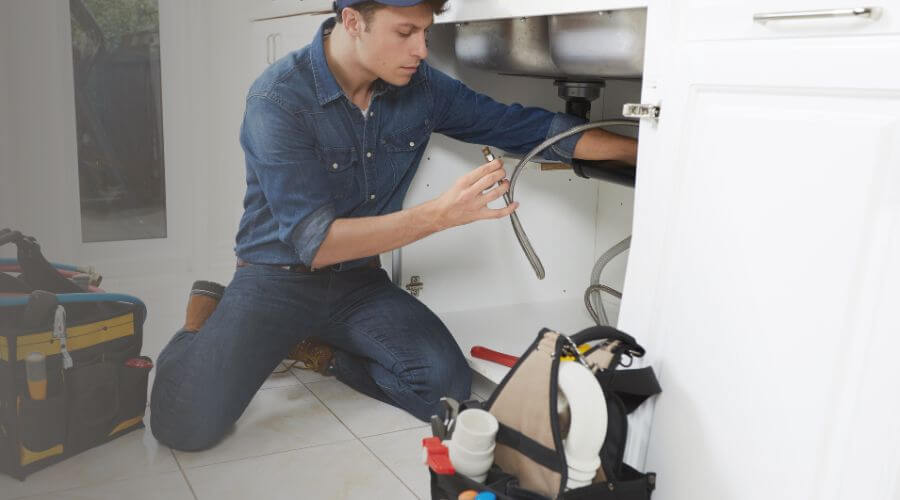 Professional bathroom faucet installation in Farragut, IA